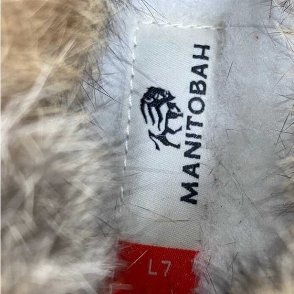 Manitobah Street Moccasin - Real Rabbit Fur NWOT - Picture 3 of 6